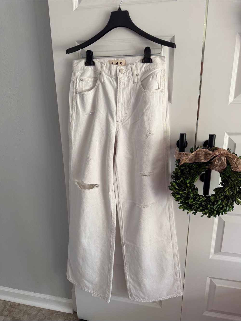 AMO white denim distressed wide leg jeans size 27
